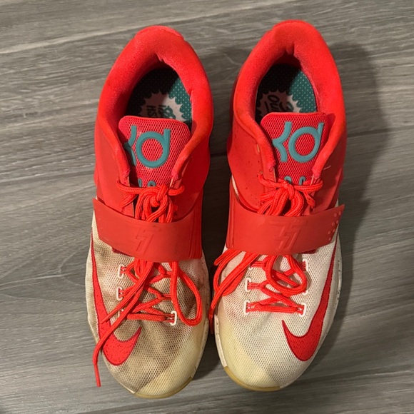 Nike KD Red and Cream Sneakers - Picture 2 of 7